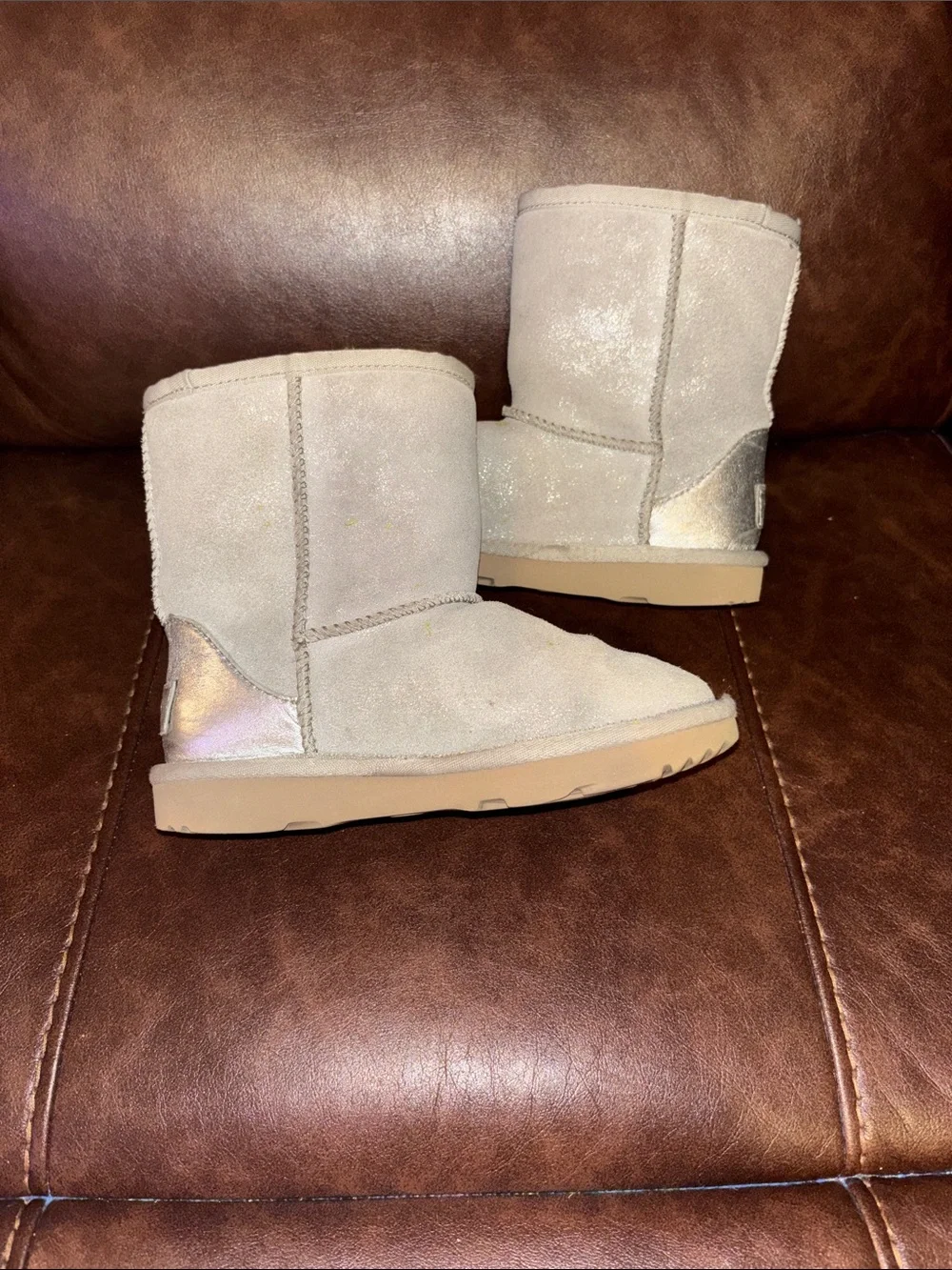UGG Kids Classic Short Boots in Light Tan